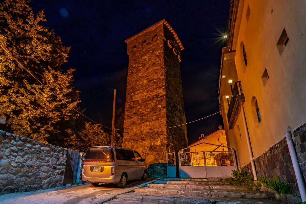Гостевой дом David Zhorzholidani Местия Экстерьер фото